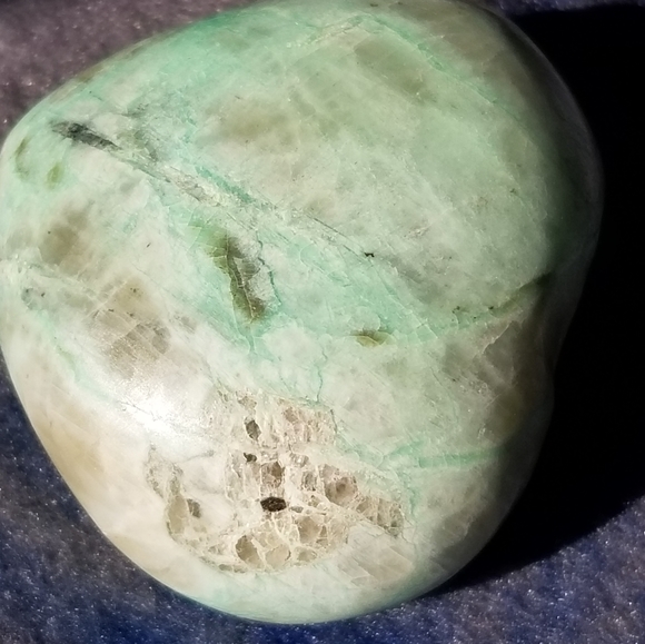 Rare Natural Green Moonstone hearts - Picture 5 of 9